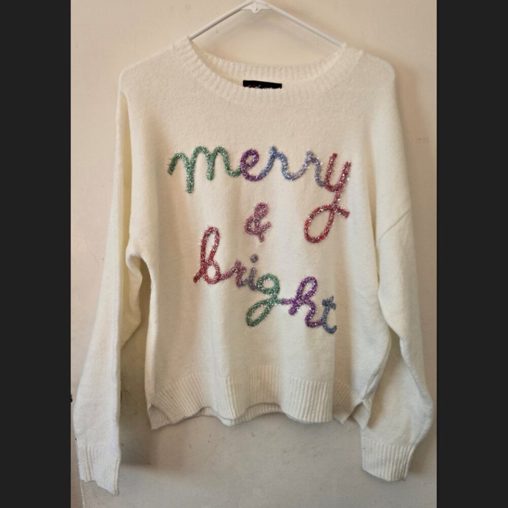 33 Degrees Christmas Sweater "Merry and Bright" Size M Medium